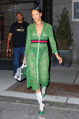 photo 11 in Rihanna gallery [id889375] 2016-05-29 00:00:00