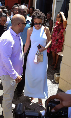 photo 21 in Rihanna gallery [id916014] 2016-10-10 00:00:00