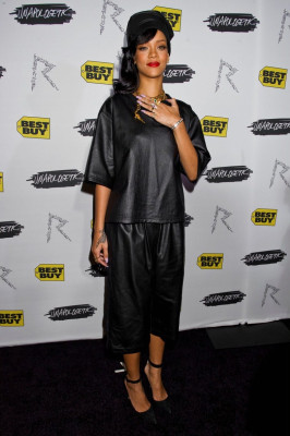 photo 9 in Rihanna gallery [id586686] 2012-11-30 00:00:00