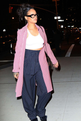 photo 23 in Rihanna gallery [id857932] 2016-01-05 00:00:00