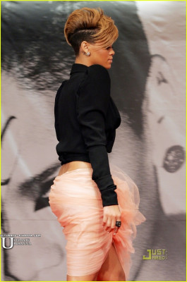 photo 9 in Rihanna gallery [id681974] 2013-12-01 00:00:00