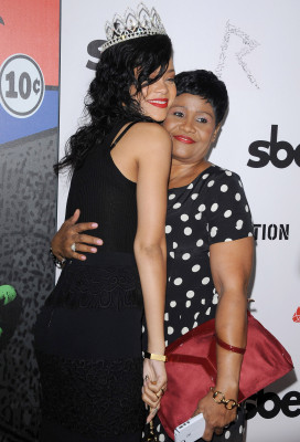 photo 4 in Rihanna gallery [id578161] 2012-11-10 00:00:00