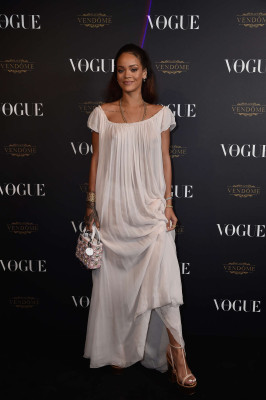 photo 22 in Rihanna gallery [id840296] 2015-10-26 00:00:00