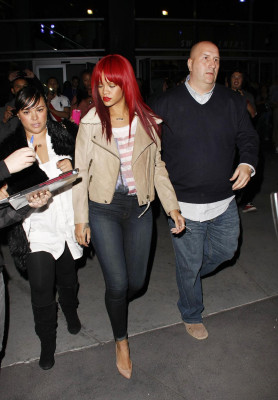 Rihanna pic #342149