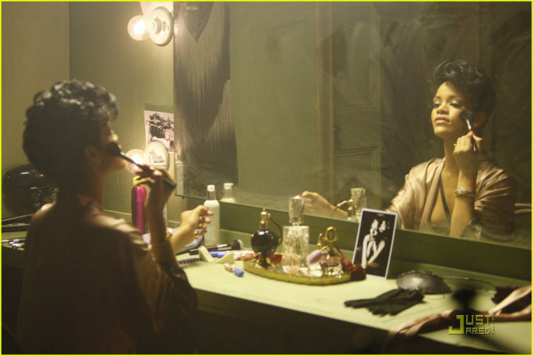 photo 28 in Rihanna gallery [id124153] 2009-01-02 00:00:00