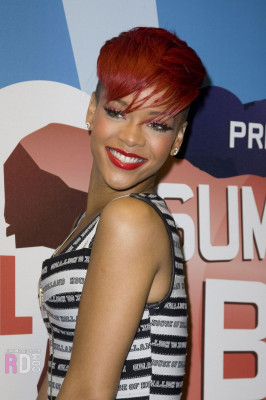 photo 6 in Rihanna gallery [id271873] 2010-06-15 00:00:00