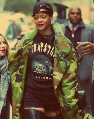 photo 17 in Rihanna gallery [id580165] 2012-11-11 00:00:00