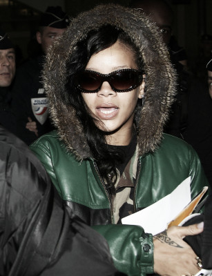 photo 13 in Rihanna gallery [id584070] 2012-11-20 00:00:00