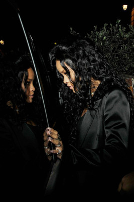 photo 18 in Rihanna gallery [id740410] 2014-06-18 00:00:00