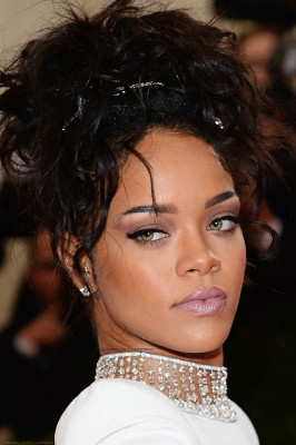 photo 22 in Rihanna gallery [id885987] 2016-05-13 00:00:00