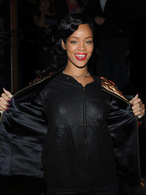 photo 21 in Rihanna gallery [id581326] 2012-11-13 00:00:00