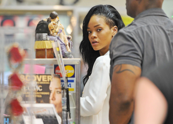photo 15 in Rihanna gallery [id512648] 2012-05-17 00:00:00