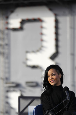 photo 11 in Rihanna gallery [id494340] 2012-04-09 00:00:00