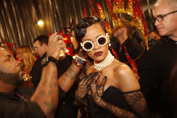 photo 11 in Rihanna gallery [id580590] 2012-11-12 00:00:00