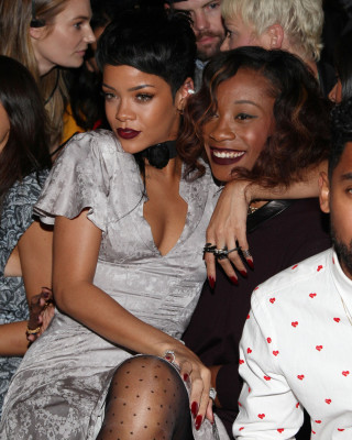 photo 29 in Rihanna gallery [id664088] 2013-09-19 00:00:00