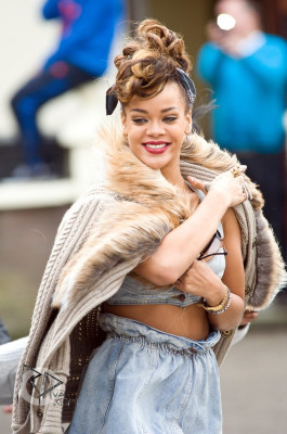 photo 27 in Rihanna gallery [id423484] 2011-09-29 00:00:00