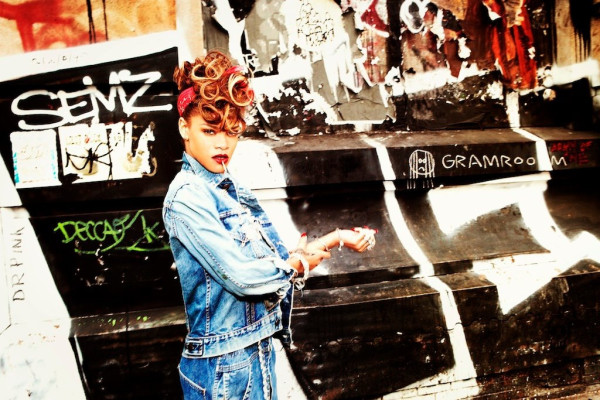 photo 13 in Rihanna gallery [id438272] 2011-11-21 00:00:00