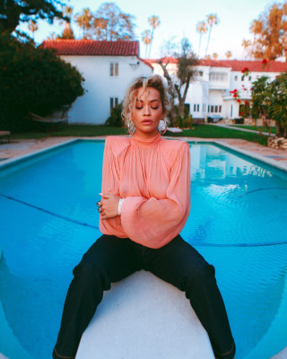 Rita Ora - Instagram 03/11/2018