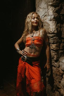 Rita Ora – Performing with Fat Boy Slim in Ibiza