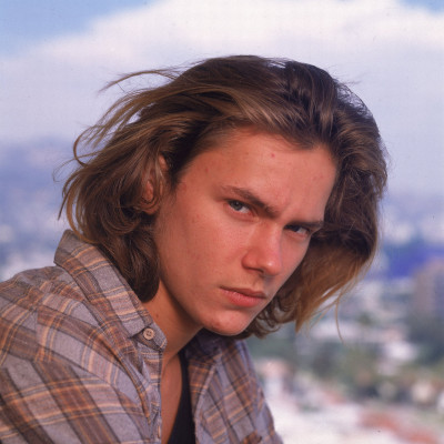 River Phoenix pic #494176