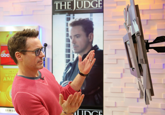 Robert Downey Jr - Good Morning America in New York 10/08/2014