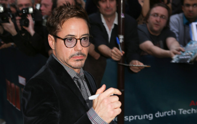 Robert Downey Jr - &#039;Iron Man 3&#039; Premiere in Paris 04/14/2013