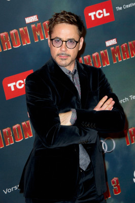 Robert Downey Jr - &#039;Iron Man 3&#039; Premiere in Paris 04/14/2013