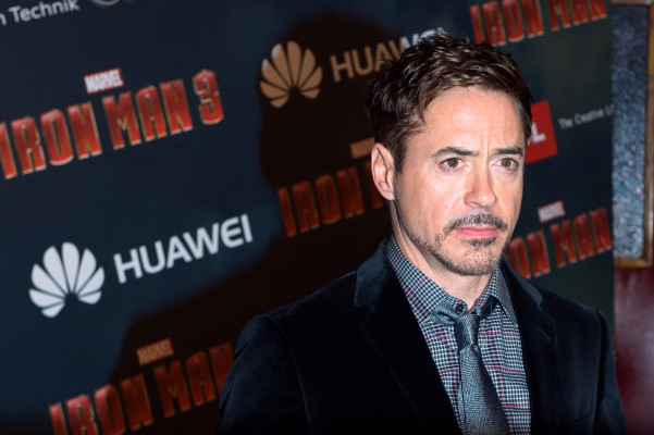 Robert Downey Jr - &#039;Iron Man 3&#039; Premiere in Paris 04/14/2013