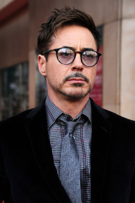 Robert Downey Jr - &#039;Iron Man 3&#039; Premiere in Paris 04/14/2013