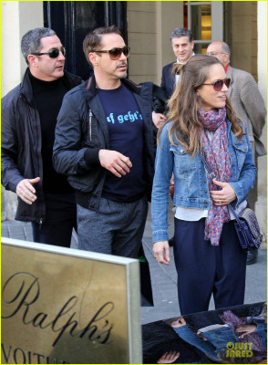 Robert Downey Jr - &#039;Le Ralph&#039; Restaurant in Paris 04/14/2013
