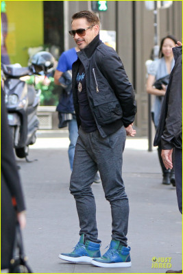 Robert Downey Jr - &#039;Le Ralph&#039; Restaurant in Paris 04/14/2013