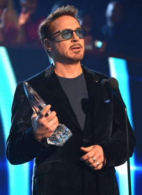 Robert Downey Jr - People&#039;s Choice Awards 01/18/2017