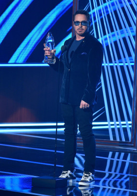 Robert Downey Jr - People&#039;s Choice Awards 01/18/2017
