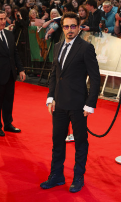 Robert Downey Jr - 'The Avengers' Premiere in London 04/19/2012