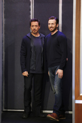 Robert Downey Jr - Jimmy Kimmel Live 11/24/2015