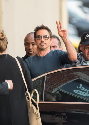 Robert Downey Jr - Jimmy Kimmel Live 11/24/2015
