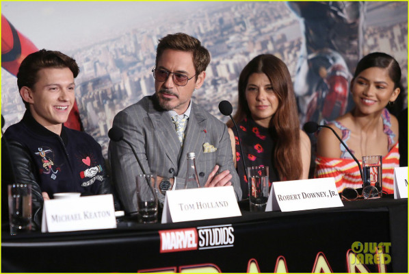 Robert Downey Jr - &#039;Spider-Man: Homecoming&#039; Photocall in New York 06/25/2017