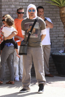 Robert Downey Jr - Malibu 05/28/2012