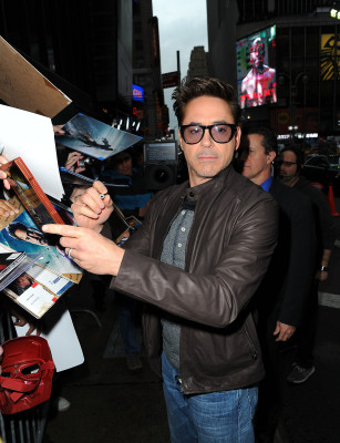 Robert Downey Jr - Good Morning America in New York 04/29/2013