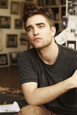 Robert Pattinson pic #339757