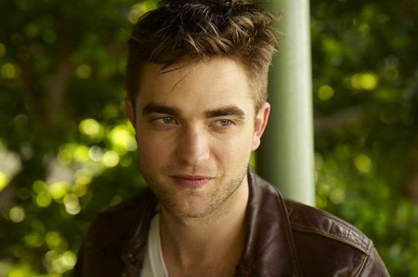 Robert Pattinson pic #339755