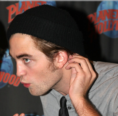 Robert Pattinson pic #190321