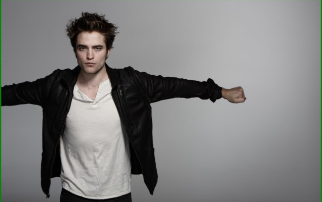 Robert Pattinson pic #337436