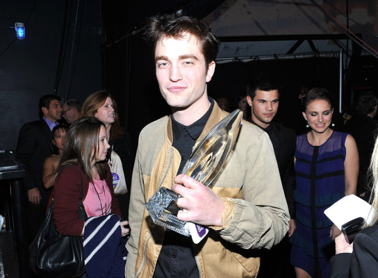 Robert Pattinson pic #338336