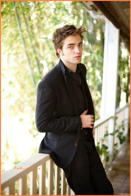 Robert Pattinson pic #315445
