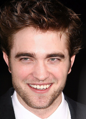 Robert Pattinson pic #350994