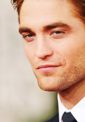 Robert Pattinson pic #343519