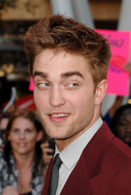 Robert Pattinson pic #350190