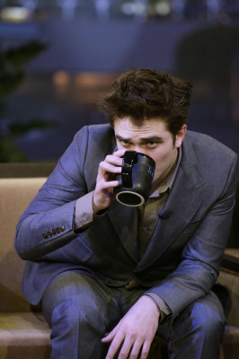 photo 22 in Robert Pattinson gallery [id374223] 2011-03-21 00:00:00