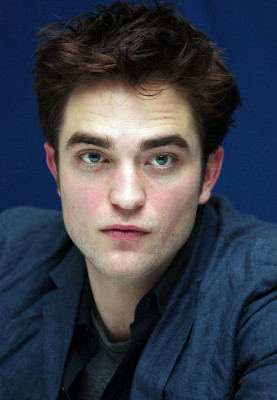 photo 18 in Robert Pattinson gallery [id381729] 2011-04-07 00:00:00